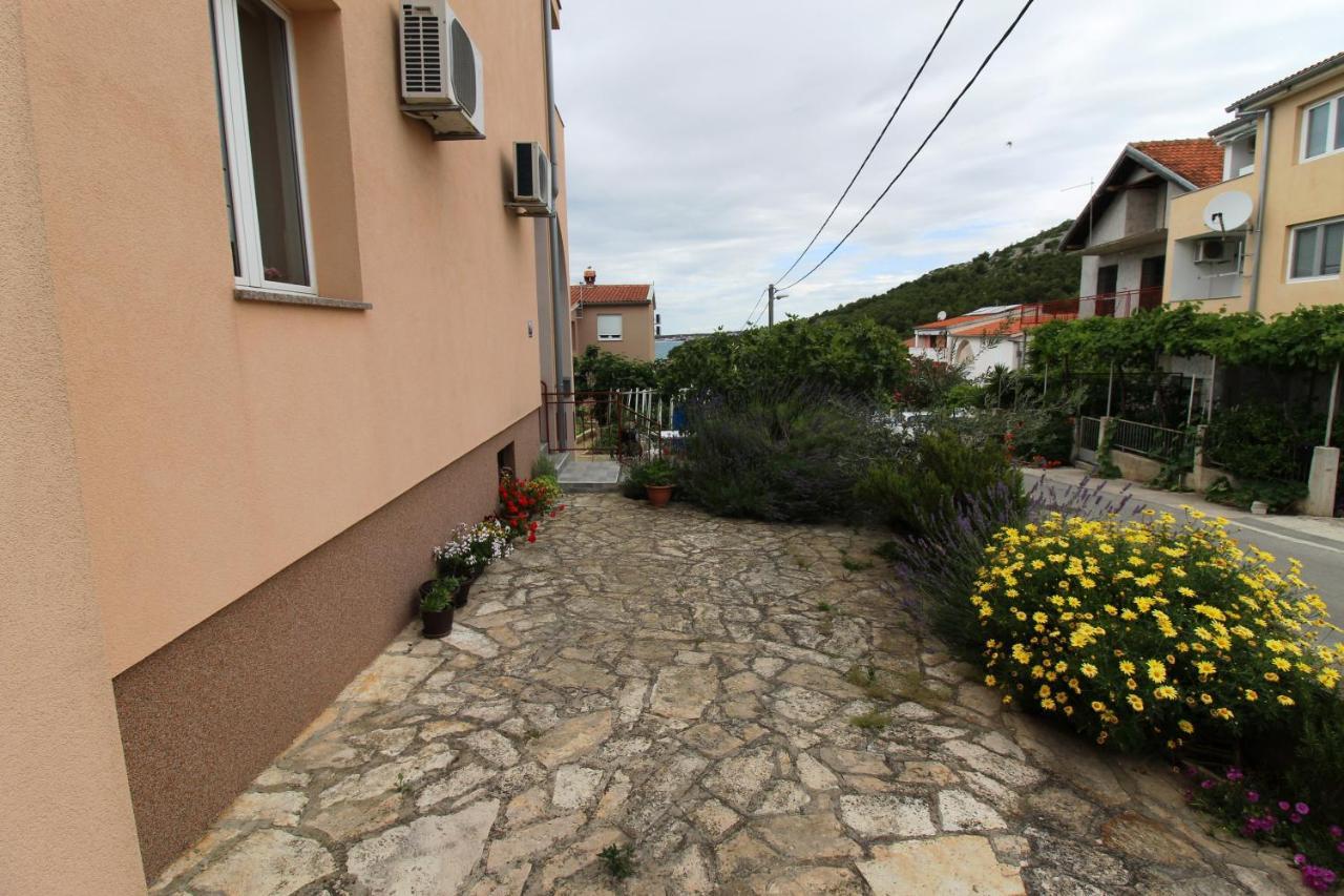 Apartment Sea View Saric Drage Extérieur photo