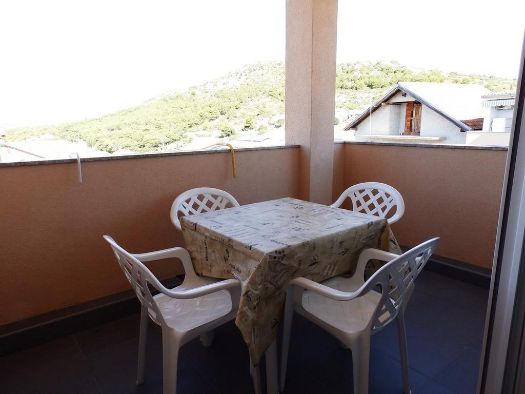 Apartment Sea View Saric Drage Extérieur photo